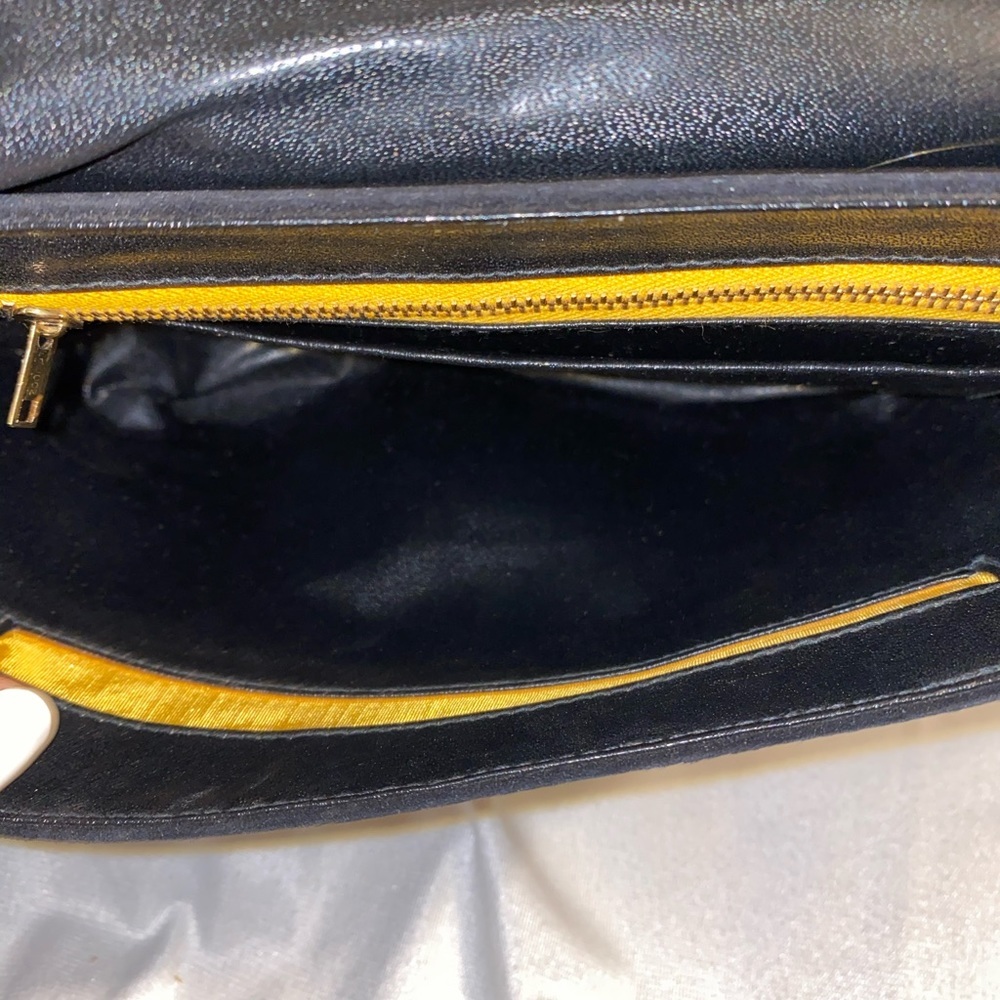 Susan Gail Vintage Shoulder Bag - Picture 8 of 9